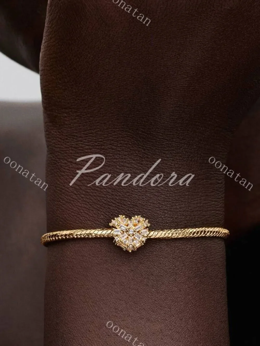Pandora Sparkling Heart Charm